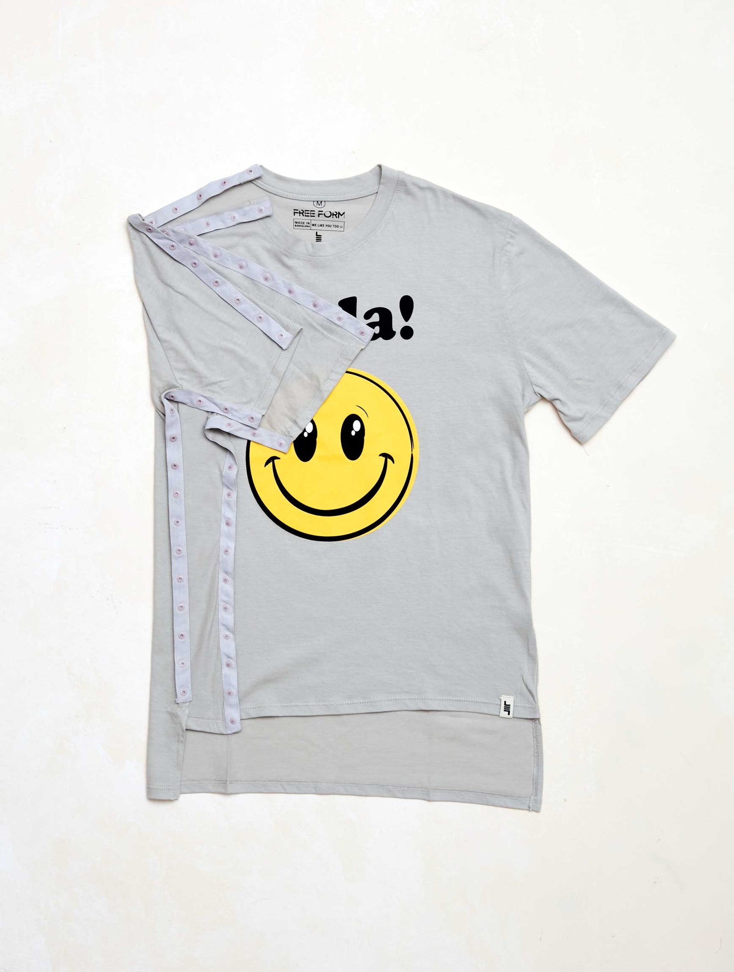Camiseta hombre manga corta "SMILE" gris